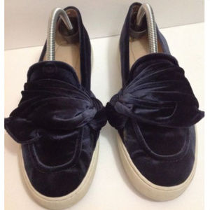 Nine West Pompomo Navy Faux Suede Bow Tie Loafers